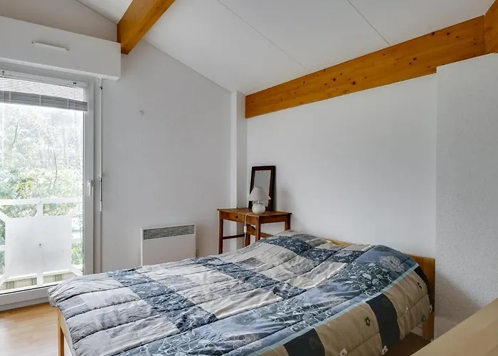 Holiday home Maison 4 Pers. Avec Jardin Clos, Proche Et Centre, Quartier Calme - Fr-1-521-24